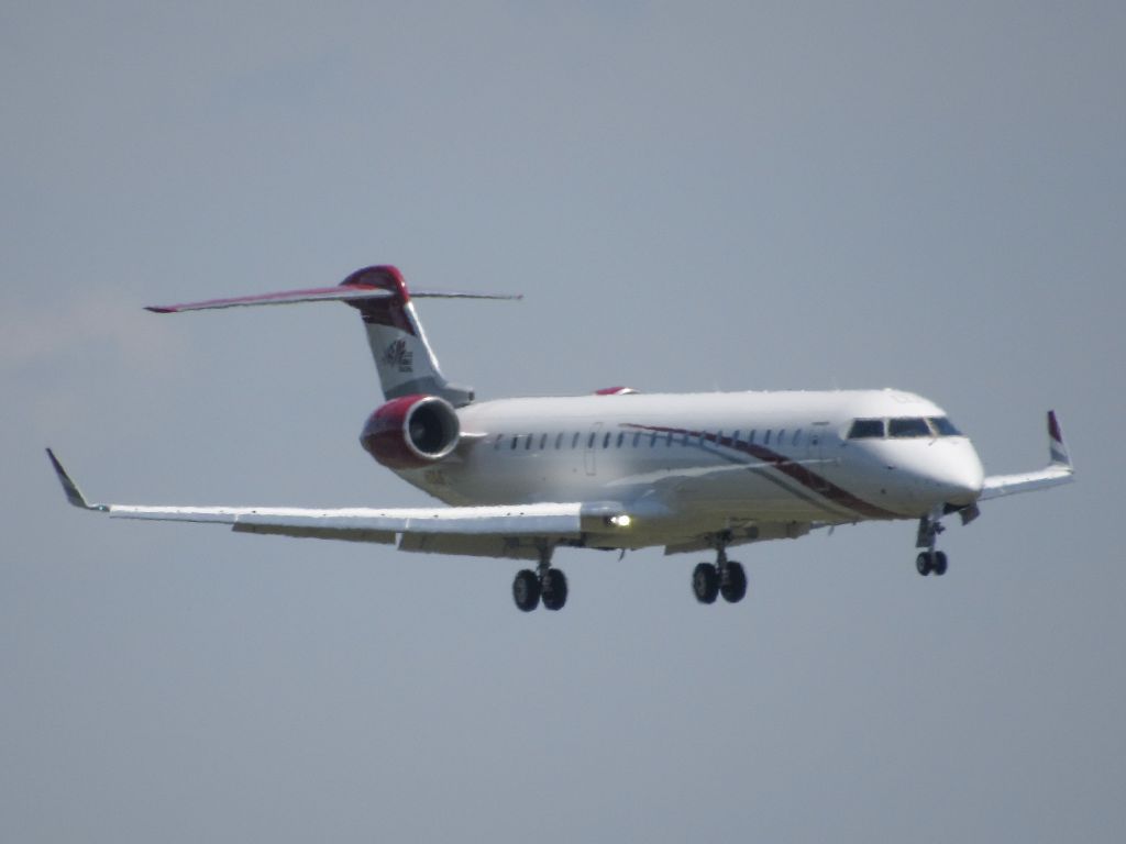 Canadair Regional Jet CRJ-700 (N520JG)