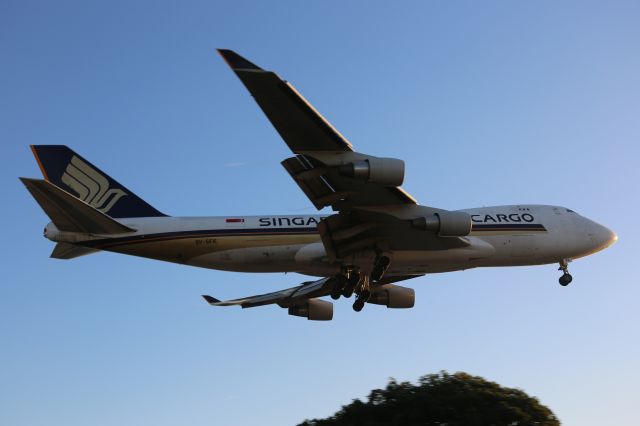 Boeing 747-400 (9V-SFK)