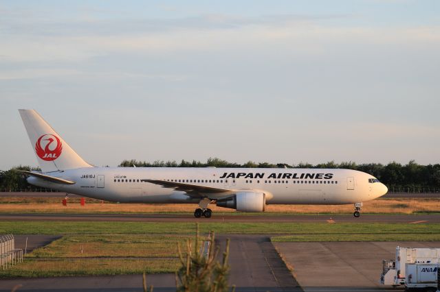 BOEING 767-300 (JA610J) - July 9th 2019:HND-HKD.