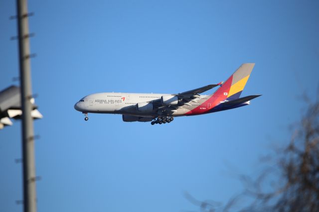 Airbus A380-800 (HL7634)