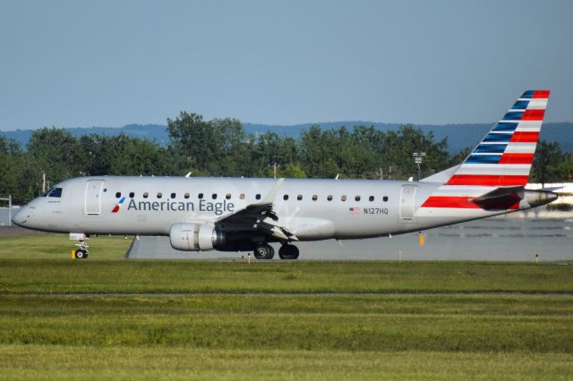 Embraer 175 (N127HQ) - American Eagle (opby Republic Airways) arriving into Buffalo (BUF) from Philadelphia (PHL) on June 15th 2020