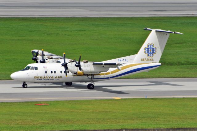 De Havilland Canada Dash 7 (9M-TAL)