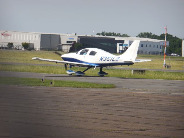 Cessna 350 (N361B) - A Cessna 350 Taxies Out To The Runway