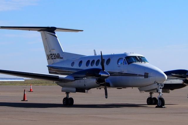 Beechcraft Super King Air 200 (N123ML)