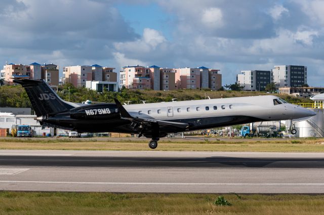 Embraer Legacy 600/650 (N679MS) - Landing Legacy