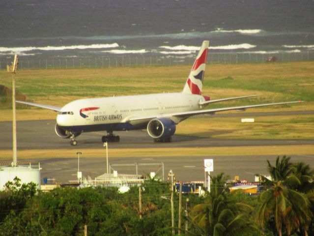 Boeing 777-200 (G-VIIW)