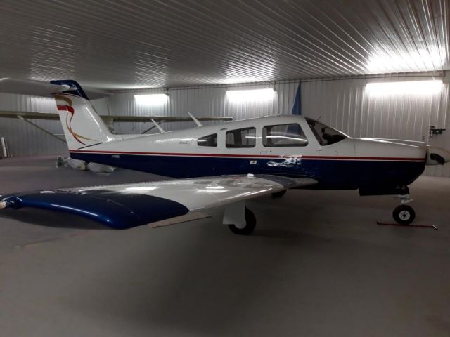 Piper Cherokee (N79HK)