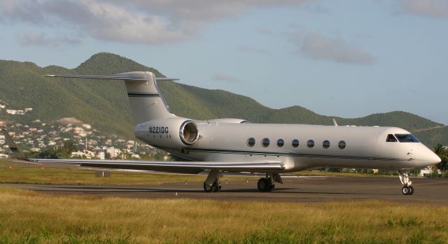 Gulfstream Aerospace Gulfstream V (N221DG)