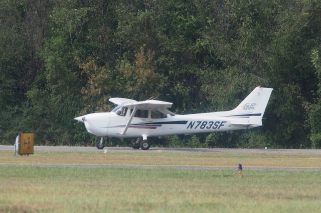 Cessna Skyhawk (N783SF)