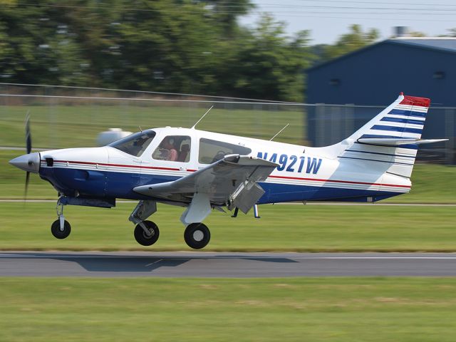 Rockwell Commander 114 (N4921W)