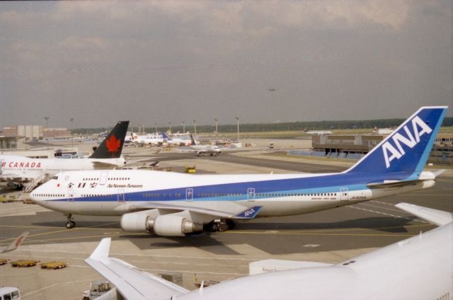 Boeing 747-400 (JA8094) - C/n 24801