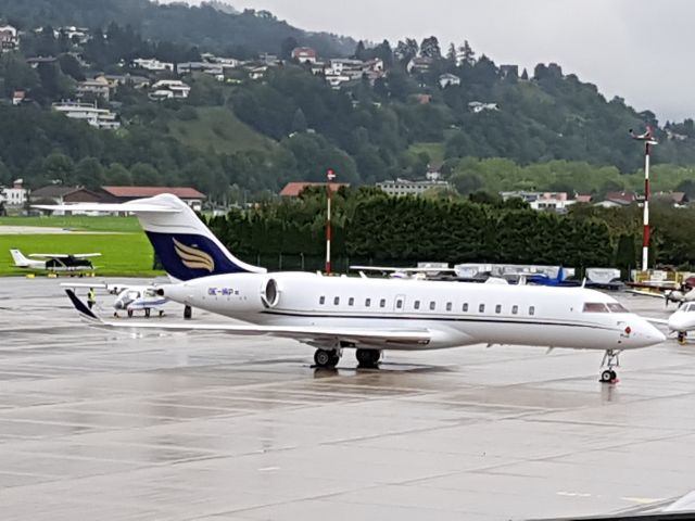 Bombardier Global Express (OE-IRP) - Geparkt in Innsbruck