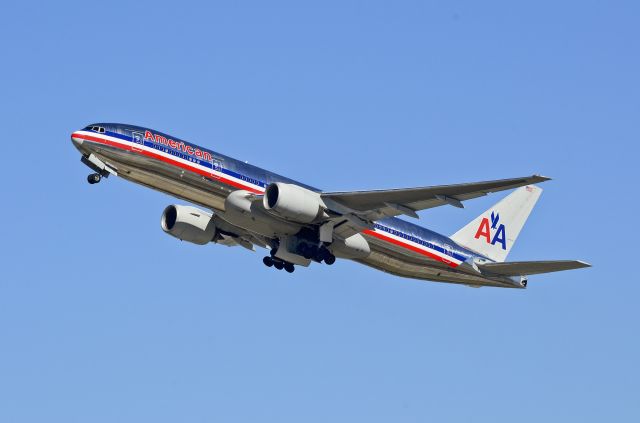 Boeing 777-200 (N773AN) - N773AN American Airlines Boeing 777-223/ER 7AD (cn 29583/199)  Los Angeles - International (LAX / KLAX) USA - California, October 24, 2012 TDelCoro