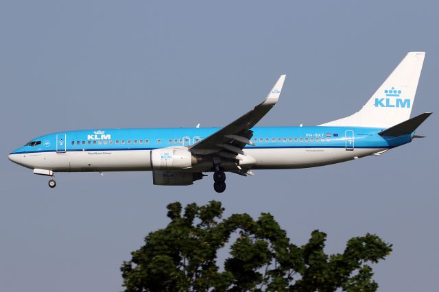 Boeing 737-800 (PH-BXY)