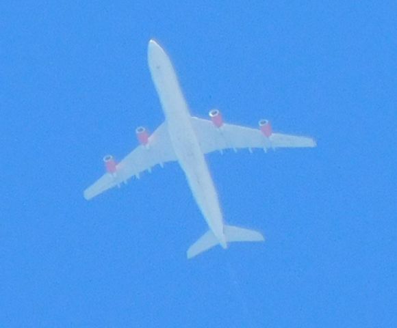 — — - SAS Flt#935 @ 37,000 over Oregon 04 AUG18.  