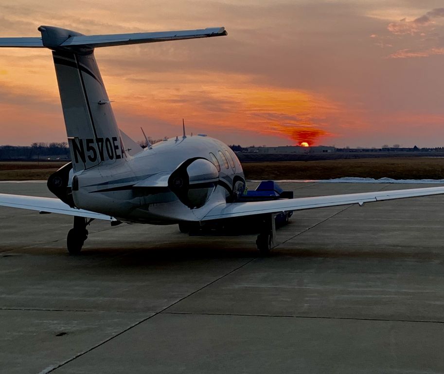 Eclipse 500 (N570EA)