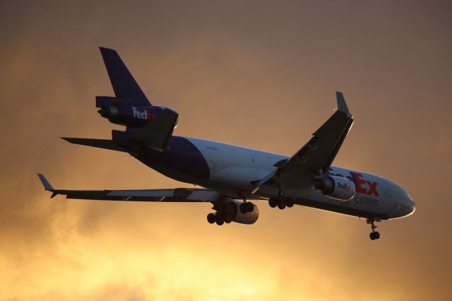 Boeing MD-11 (N615FE)