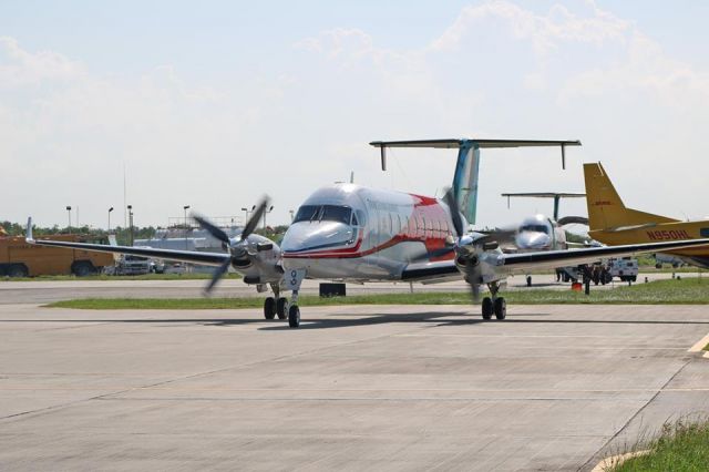 Beechcraft 1900 (8R-GAQ)