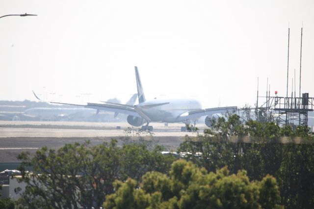 Airbus A350-900 (B-LQA)