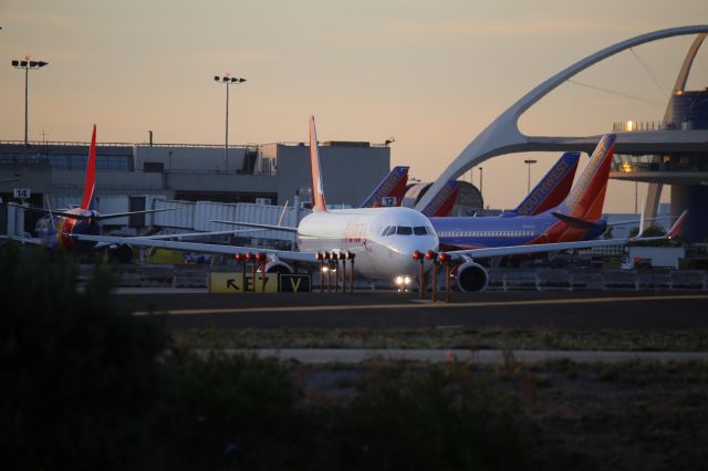 Airbus A319 (C-GARJ)