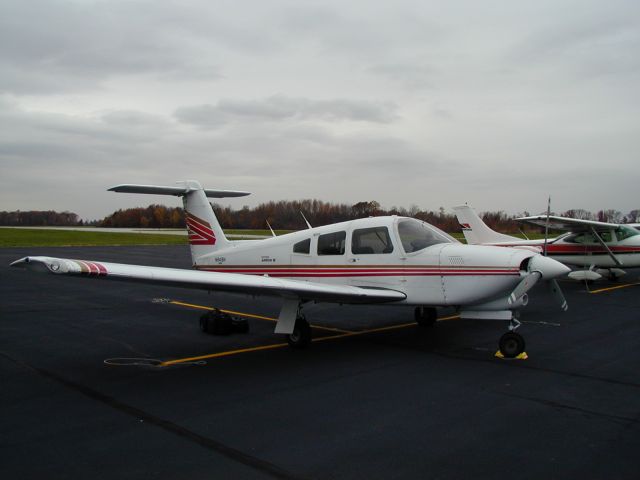 Piper Cherokee Arrow (N8414H) - Piper Arrow PA28R-201T