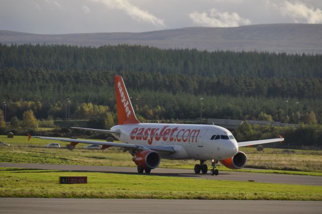 Airbus A319 (G-EZDV) - Easyjey Airbus A319-111 G-EZDV Landed in Inverness