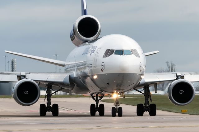 Boeing MD-11 (D-ALCJ)