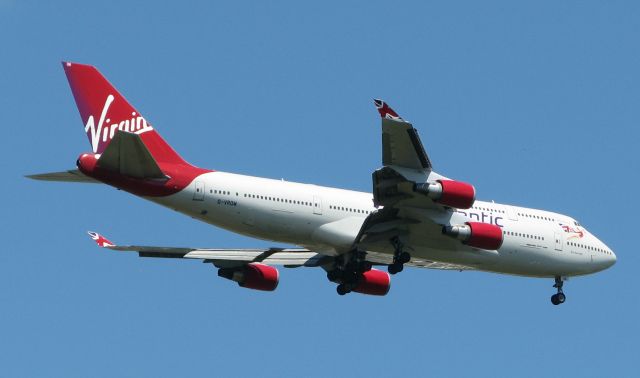 Boeing 747-400 (G-VROM) - On final into KMCO, Orlando, FL, USA