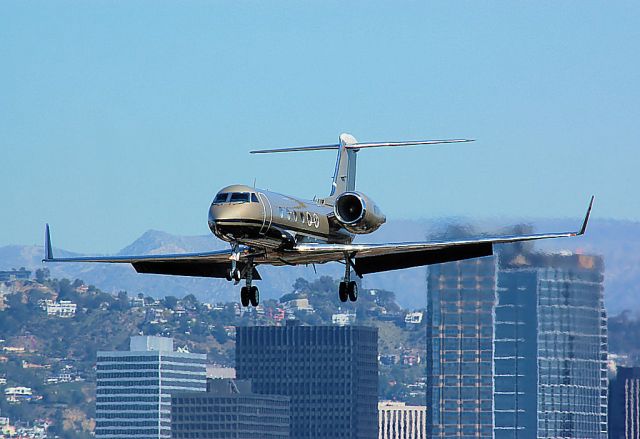 Gulfstream Aerospace Gulfstream IV (N7UF)