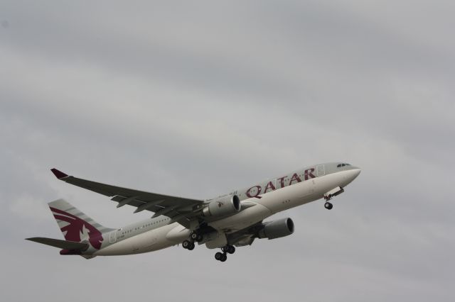 Airbus A330-300 (A7-ACK)