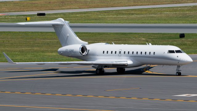 Bombardier Global Express (OY-GMF)