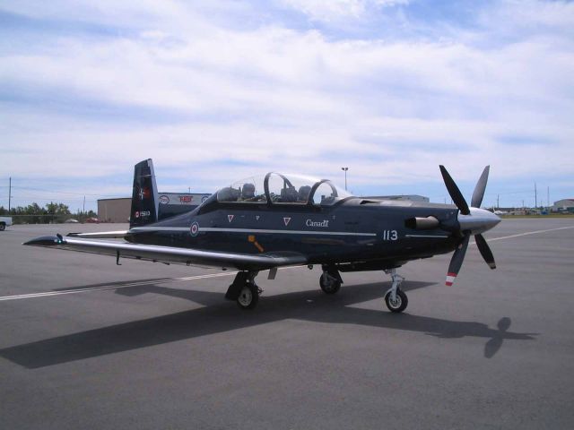 — — - CT-156 Harvard II