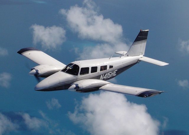 Piper Seneca (N415HE) - Seneca II