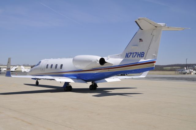 Learjet 55 (N717HB) - Seen at KFDK on 3/24/2009.