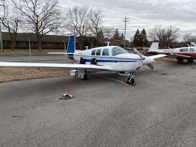 Mooney M-20 (N9500M) - On Ramp At ISLIP