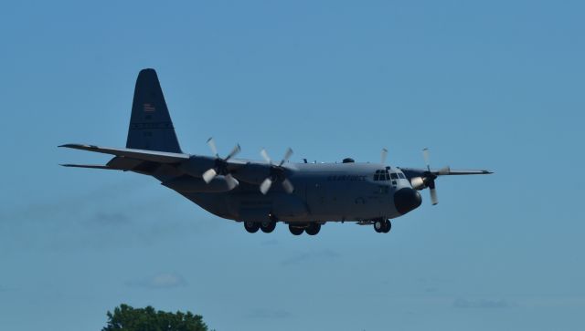 Lockheed C-130 Hercules (01791) - C-130 of the Missiouri ANG 139 Airlift Wing landing in Sioux falls SD support airdrop operation in the Sioux Falls region.