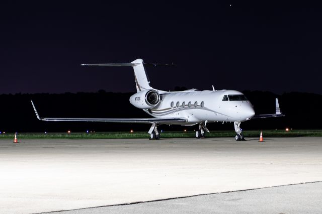 Gulfstream Aerospace Gulfstream IV (N717SX) - G-IV sleeping at Lunken tonight