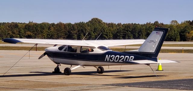 Cessna Cardinal (N302DB)