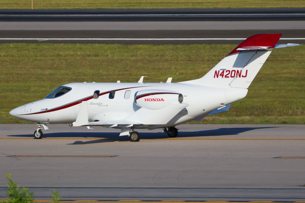 Honda HondaJet (N420NJ)