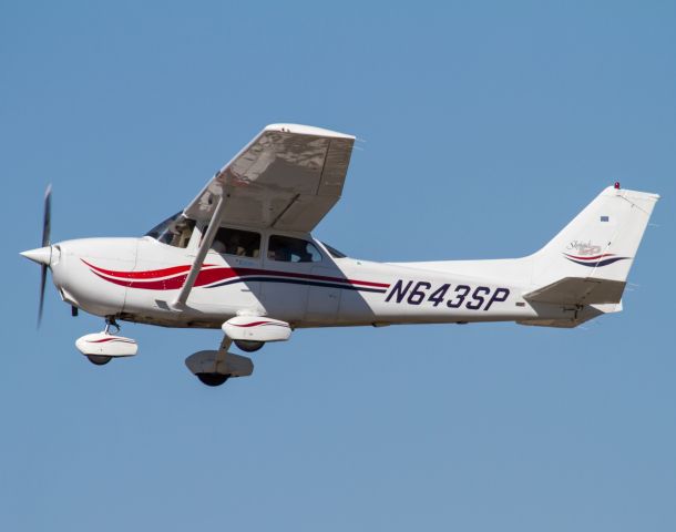 Cessna Skyhawk (N643SP)