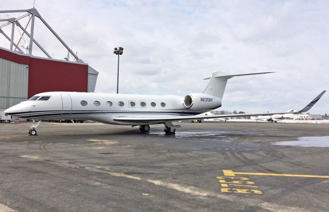 Gulfstream Aerospace Gulfstream G650 (N235BH) - @ KBOS Logan 03/15/2017