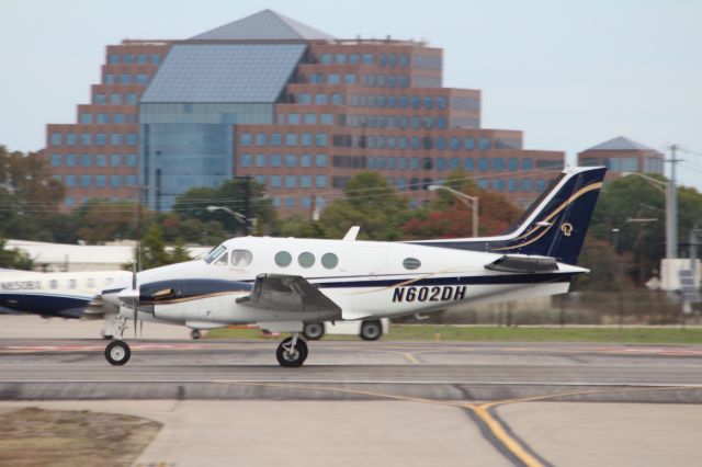 Beechcraft King Air 90 (N602DH)