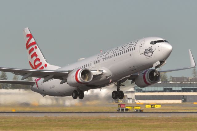 Boeing 737-800 (VH-VUW) - Adelaide 10 March, 2020