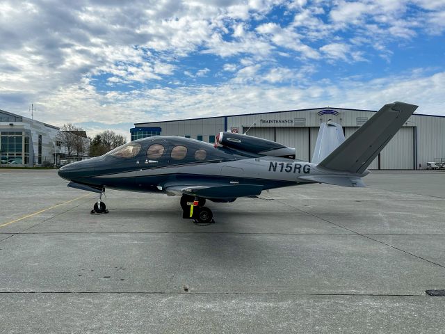 Cirrus Vision SF50 (N15RG) - 21-APR-2023