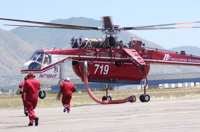 Sikorsky CH-54 Tarhe (N719HT)