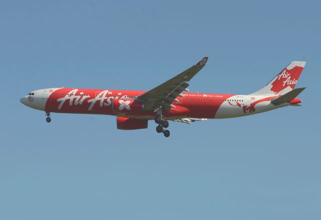 Airbus A330-300 (9M-XXH) - 03/07/2014br /Landing 26G