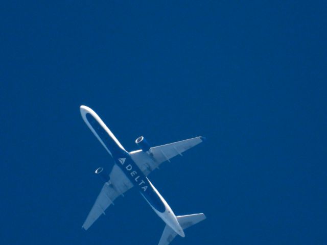 Boeing 757-200 (N67171) - DAL749br /08/12/21