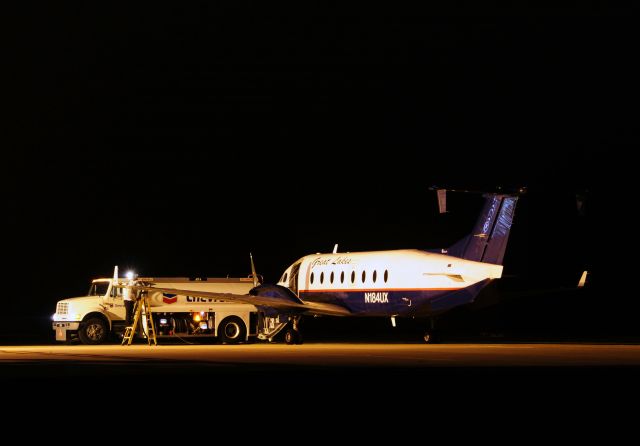 Beechcraft 1900 (N184UX)