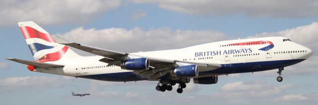 Boeing 747-400 (G-BNLF)