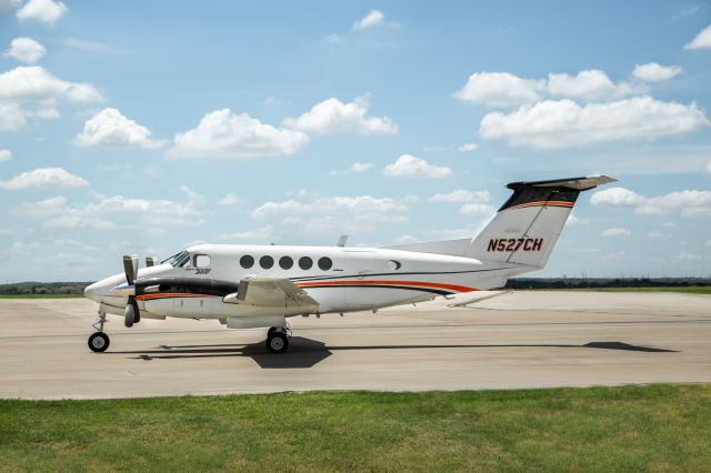 Beechcraft Super King Air 200 (N527CH)